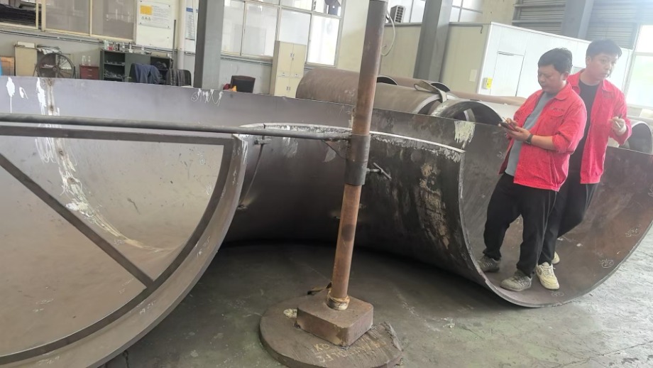 Jiangyin Gaoxin Pipe Fittings Co., Ltd.